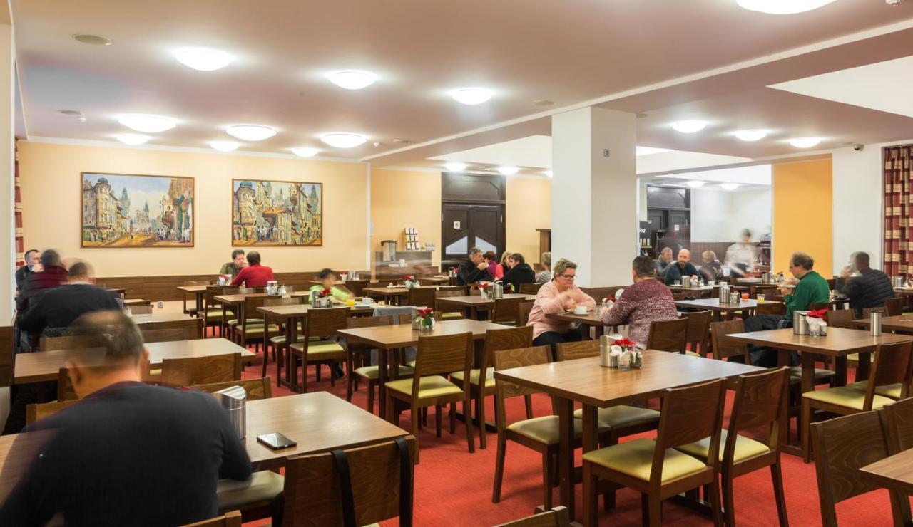 Hotel Globus Praga Exterior foto