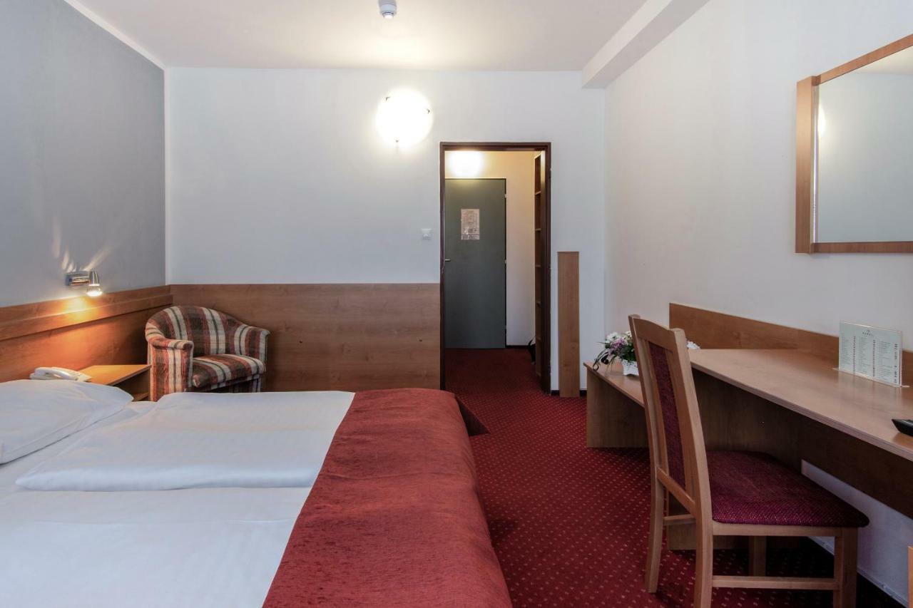 Hotel Globus Praga Exterior foto